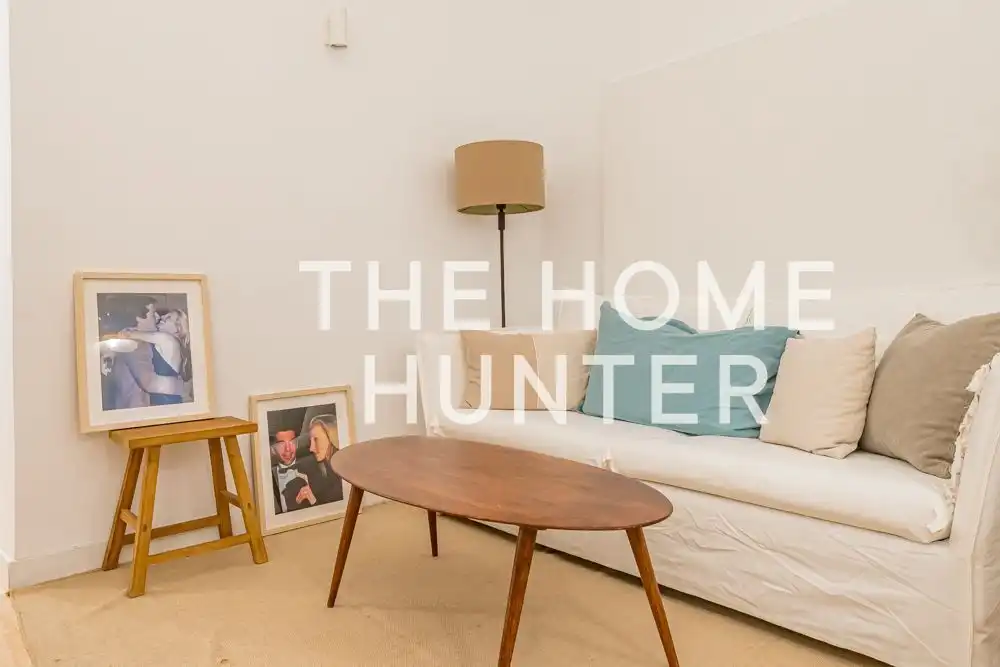 Living room of Flat for rent in Madrid  with Air Conditioner, Heating and Furnished
