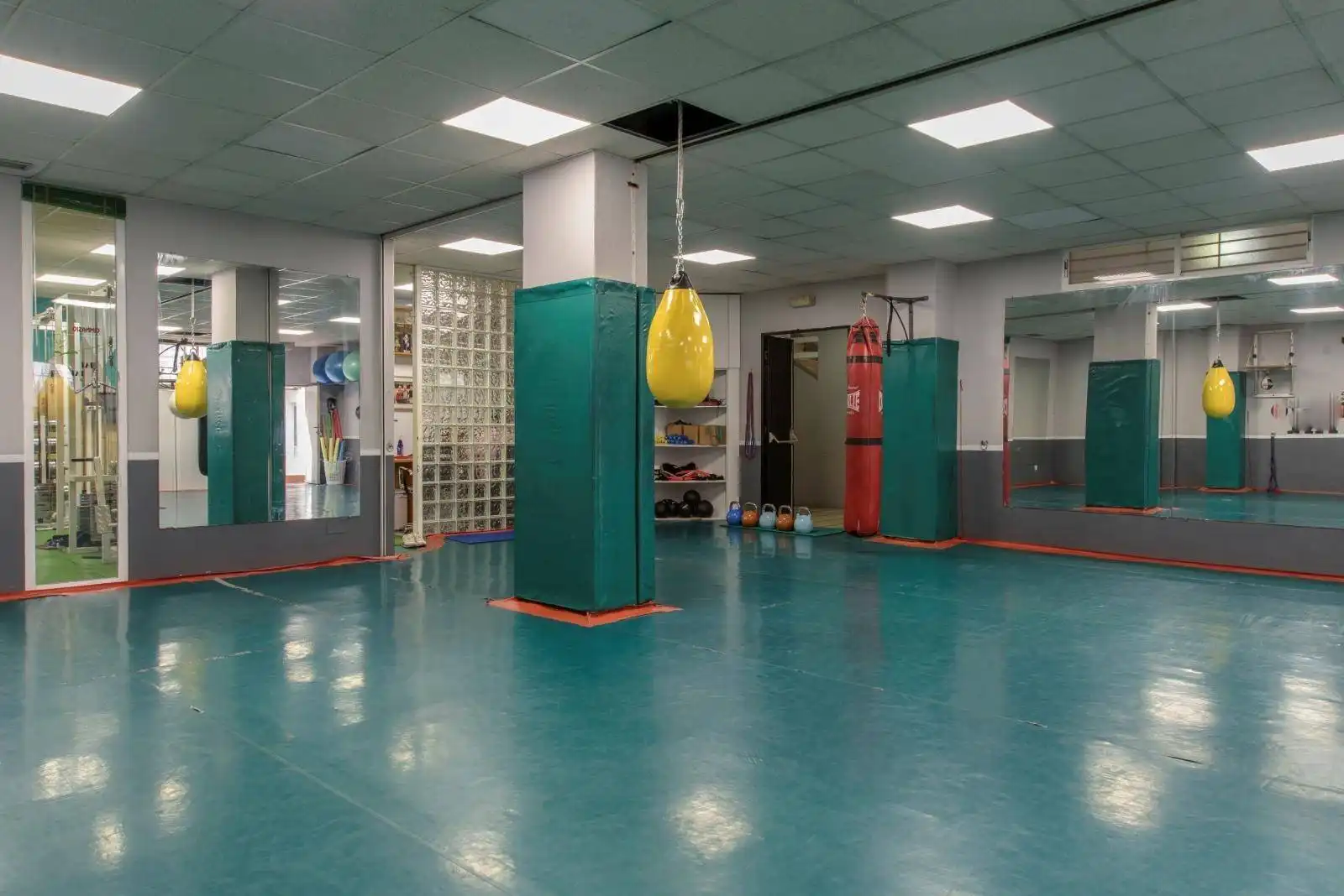 Business premises for sale in Ensanche - Sar, imagen 8