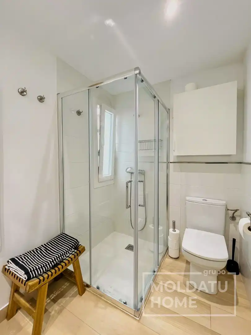Baño de Piso en venta en Donostia - San Sebastián  con Aire acondicionado, Calefacción y Terraza