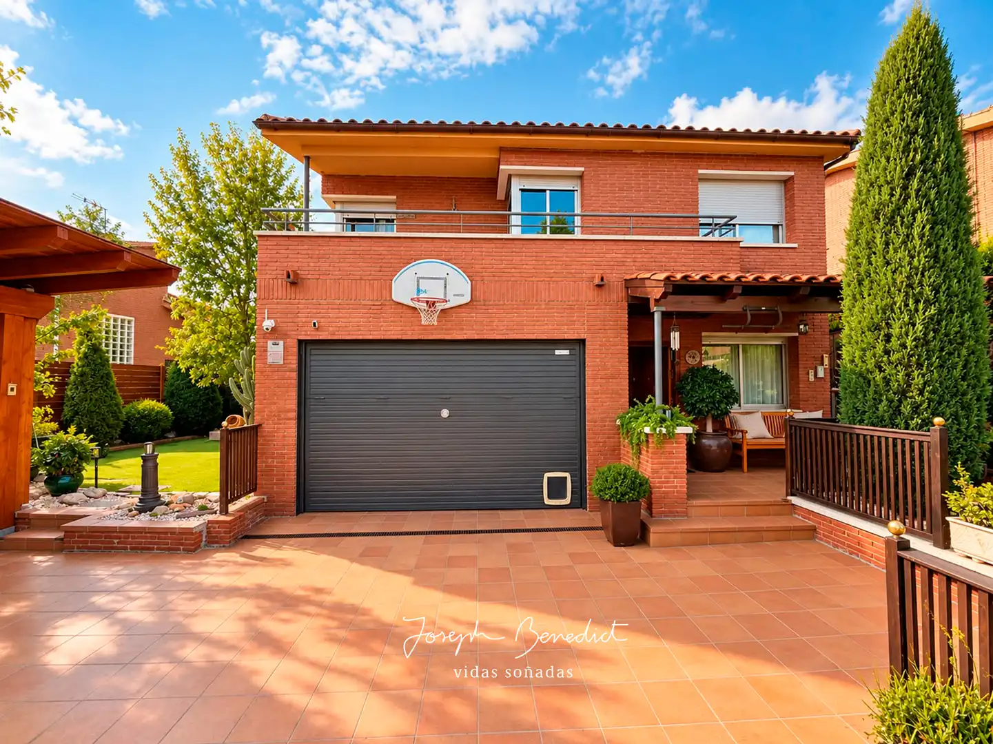 Casa amb terrassa en venda a Corbera de Llobregat, imagen 2