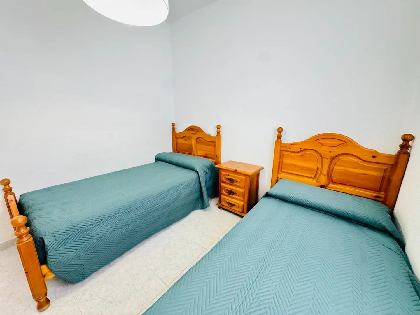 Habitación de Apartamento en venta en Torrox con Aire acondicionado y Piscina comunitaria