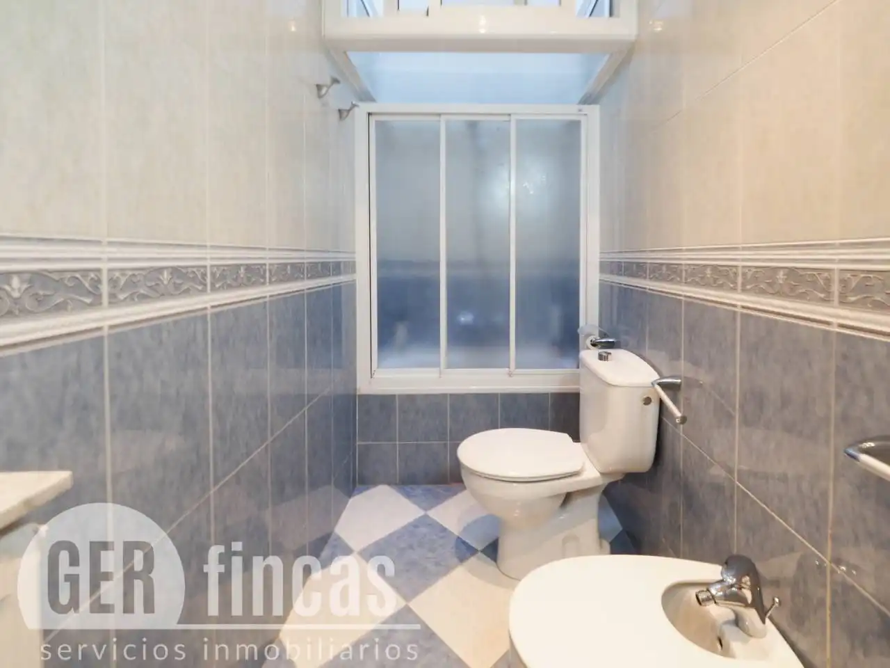 Badezimmer von Haus oder Chalet zum Verkauf in Terrassa mit Heizung, Terrasse und Alarm