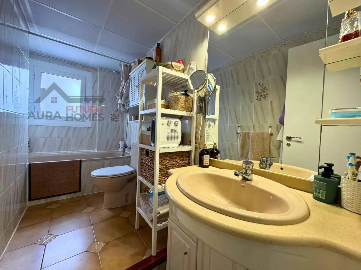 Maison mitoyenne avec terrasse à vendre à Avinguda dels Pins, imagen 27