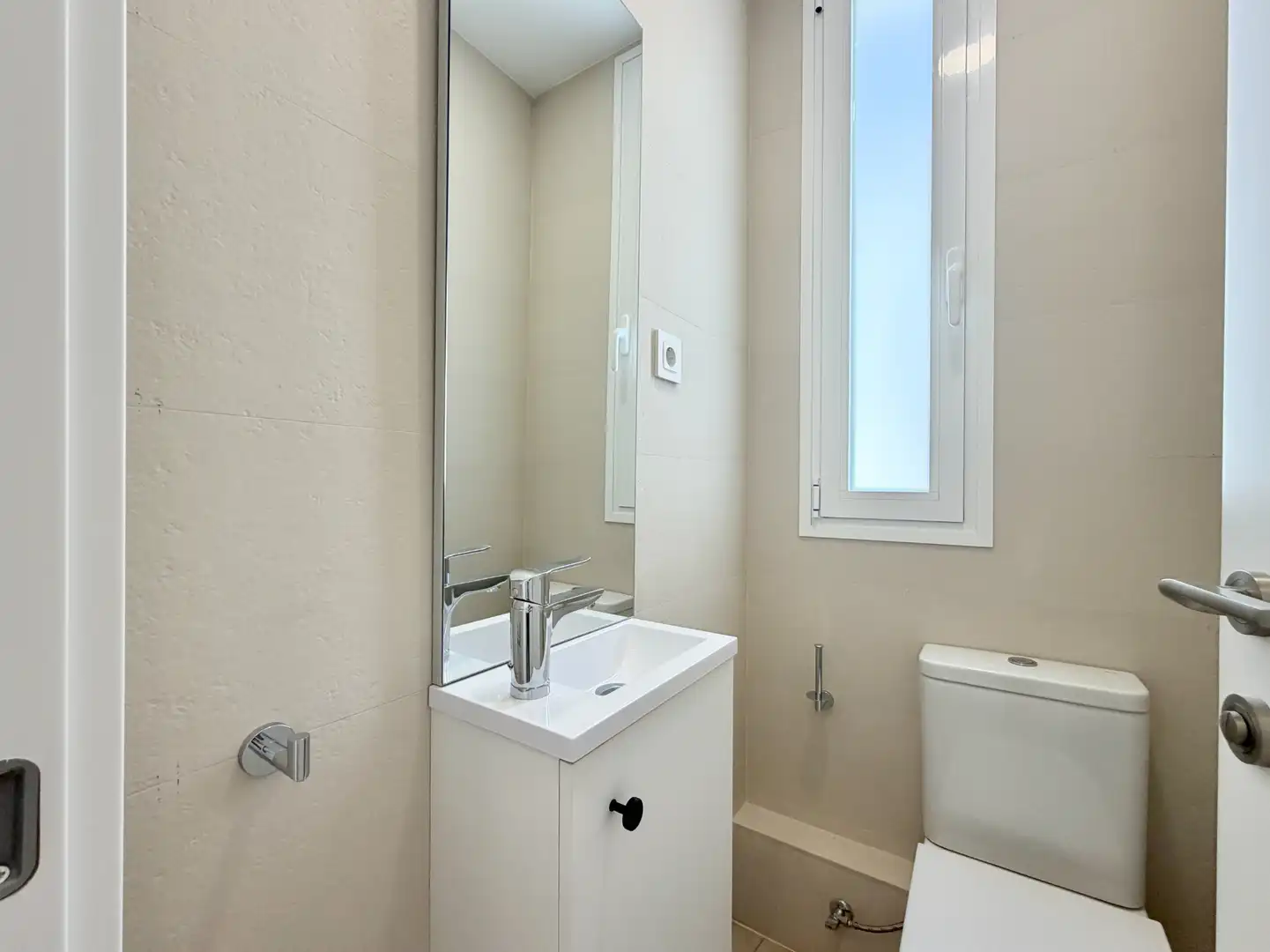 Bathroom of Attic for sale in Madrid  with Heating, Terrace and Alarm