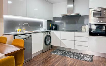 Kitchen of Flat for sale in  Valencia Capital  with Air Conditioner, Heating and Private garden