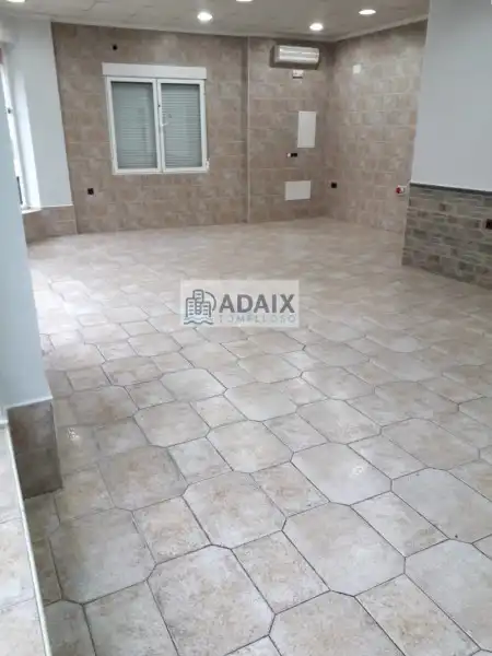 Local comercial en venta en Tomelloso, imagen 2