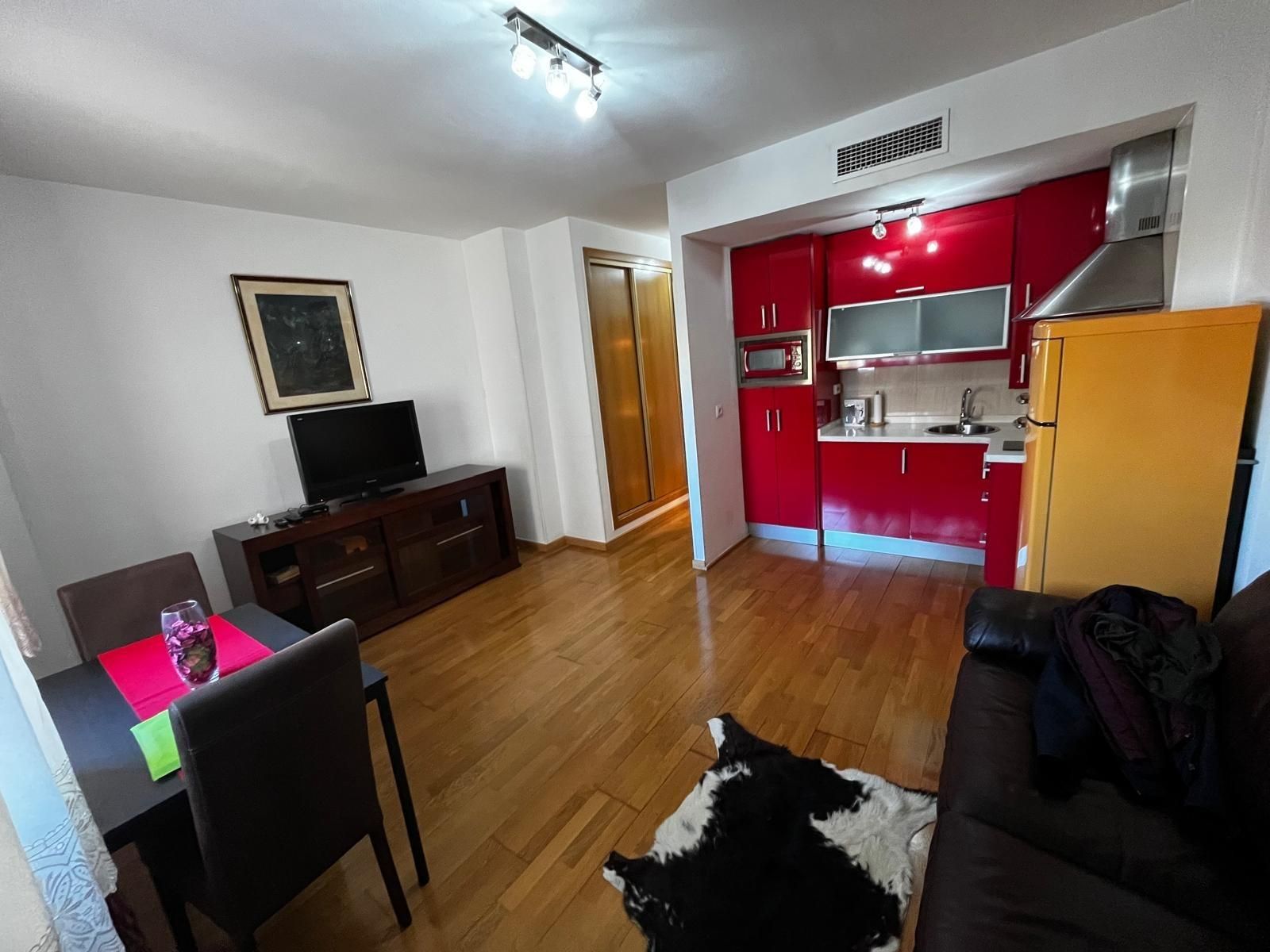 Sala d'estar de Estudi de lloguer en  Murcia Capital amb Aire condicionat, Calefacció i Traster