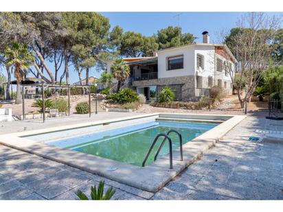 Swimming pool of House or chalet for sale in Godelleta  with Air Conditioner, Heating and Private garden