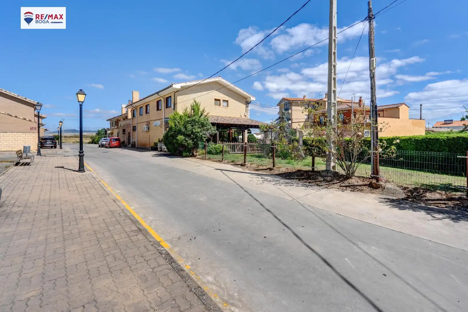 Vista exterior de Edifici en venda en Cuzcurrita de Río Tirón