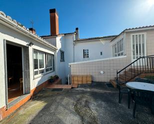 Exterior view of Single-family semi-detached for sale in Santiago de Compostela   with Heating, Private garden and Terrace