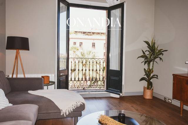 Piso en Alquiler en Barri Gòtic