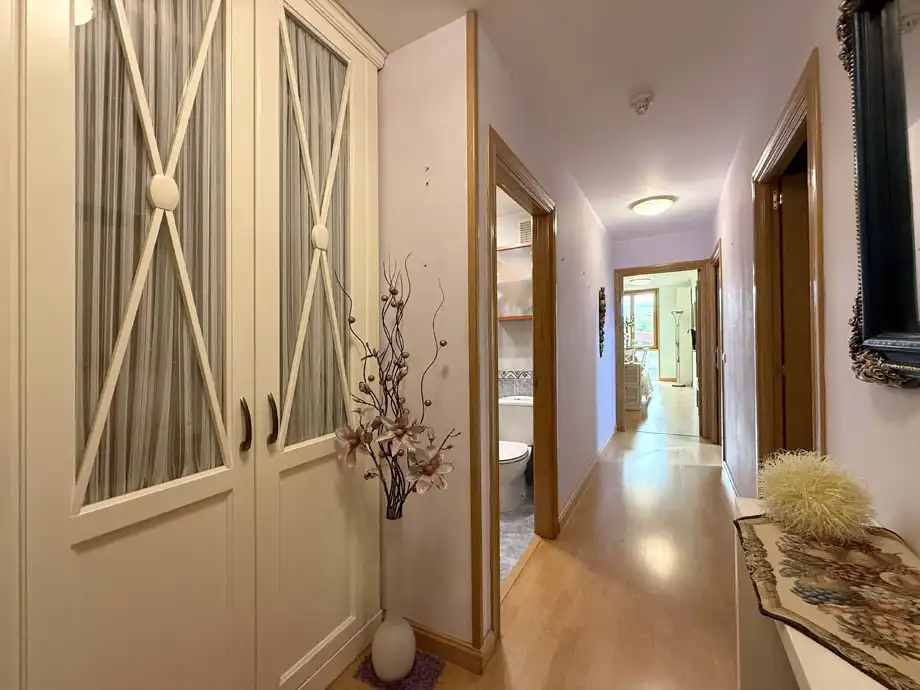 Piso en venta en Vitoria - Gasteiz con Calefacción, Trastero y Amueblado