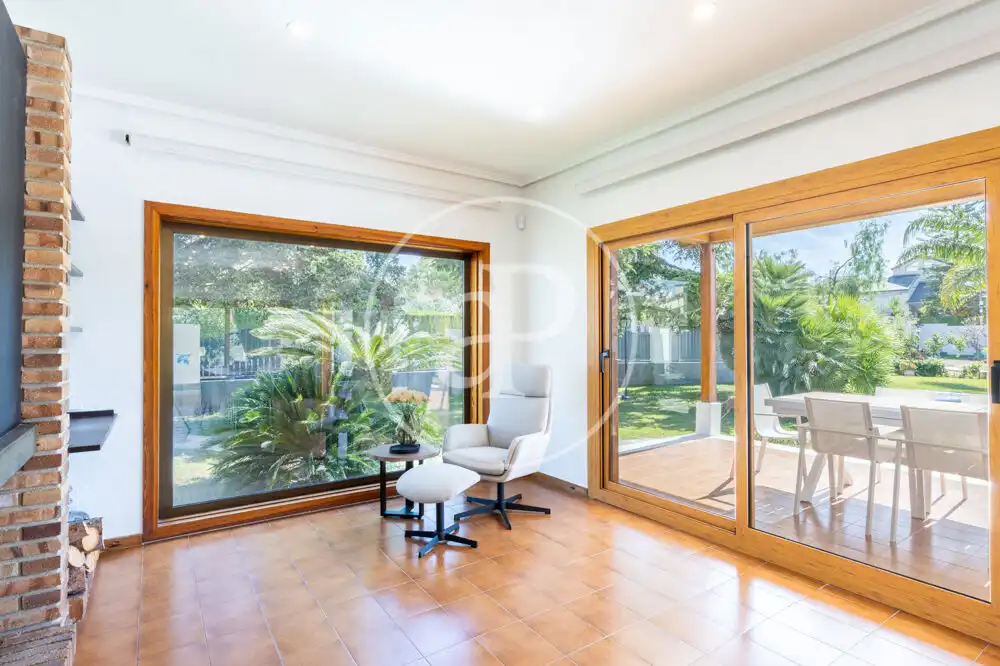 Jardí de Casa o xalet de lloguer en Madrid amb Aire condicionat, Calefacció i Jardí privat