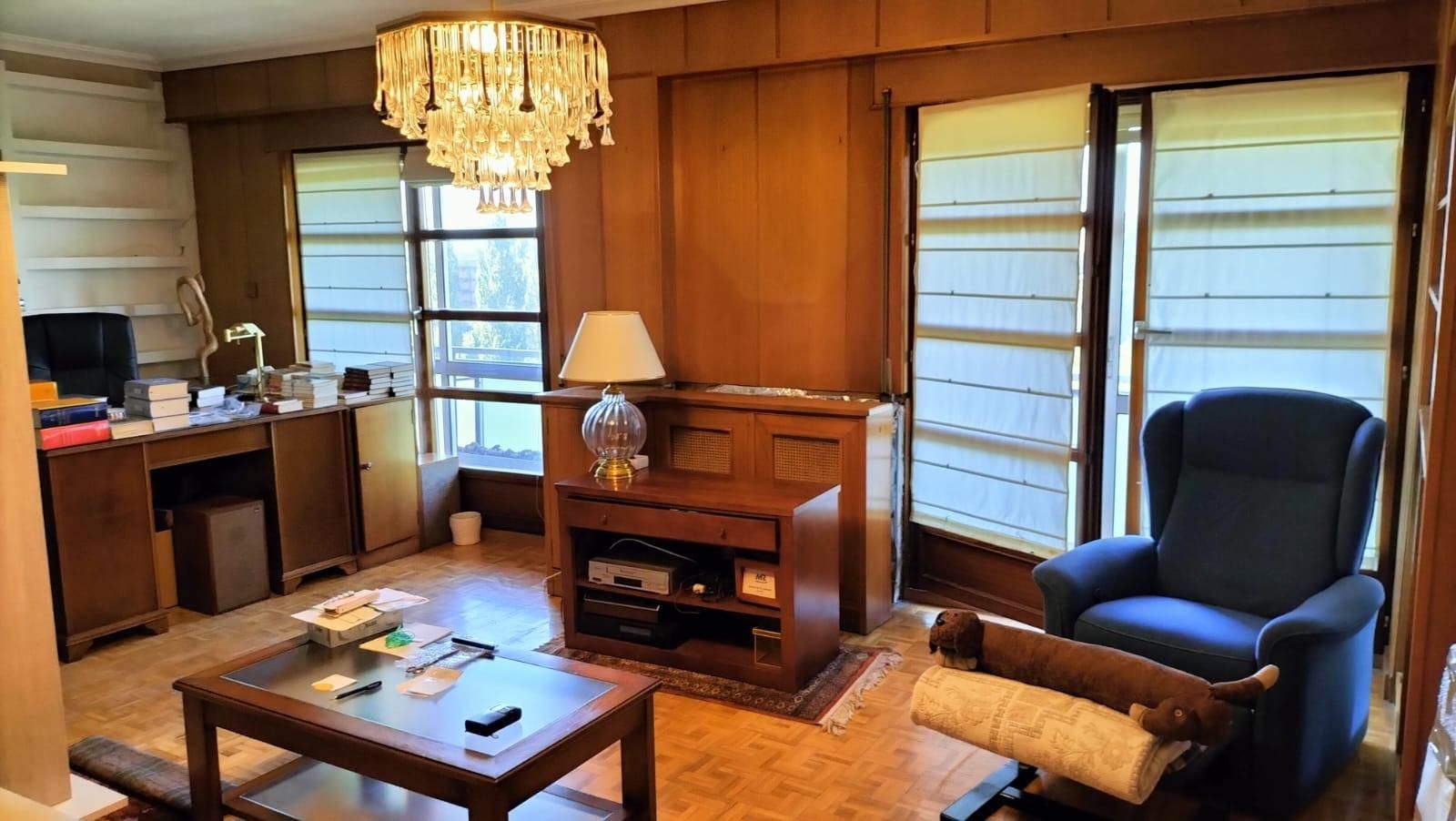 Sala d'estar de Pis en venda en Palencia Capital amb Terrassa, Moblat i Balcó