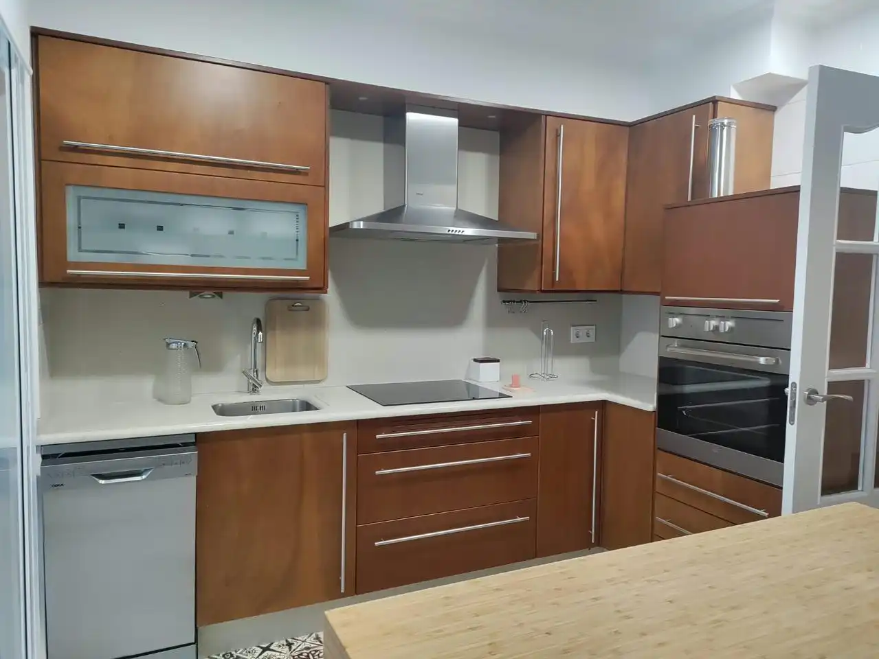 Cocina de Piso de alquiler en Santiago de Compostela  con Calefacción y Amueblado