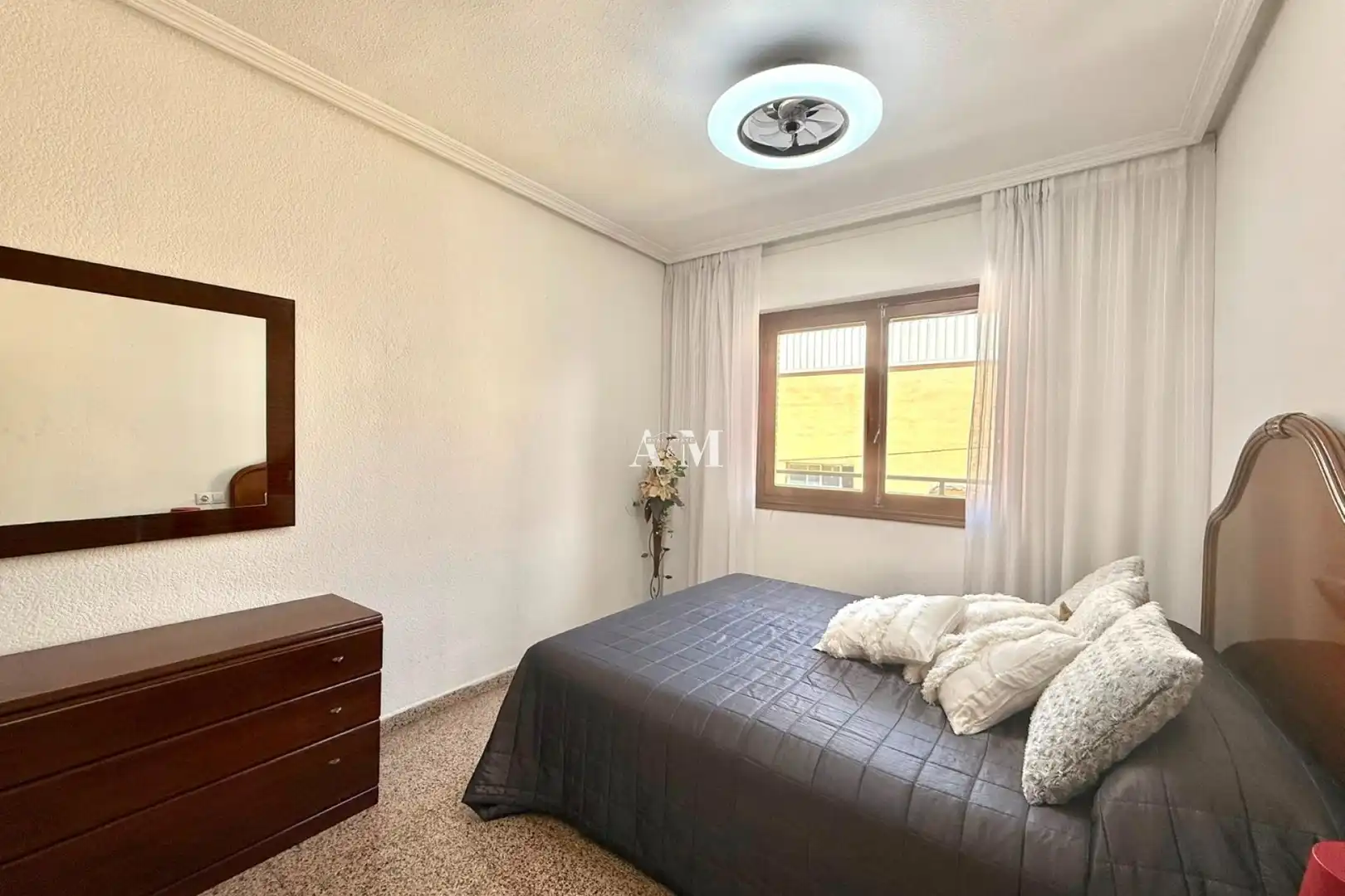 Habitación de Apartamento de alquiler en Almoradí con Calefacción, Terraza y Amueblado