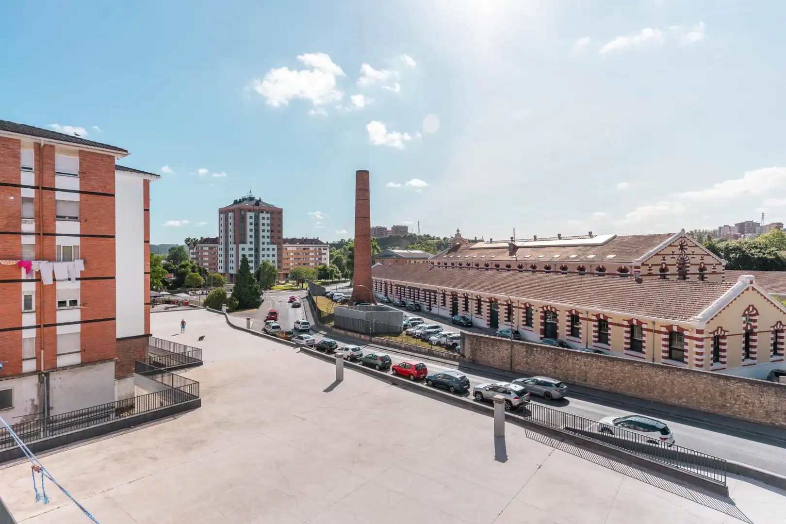 Vista exterior de Piso en venta en Avilés con Calefacción