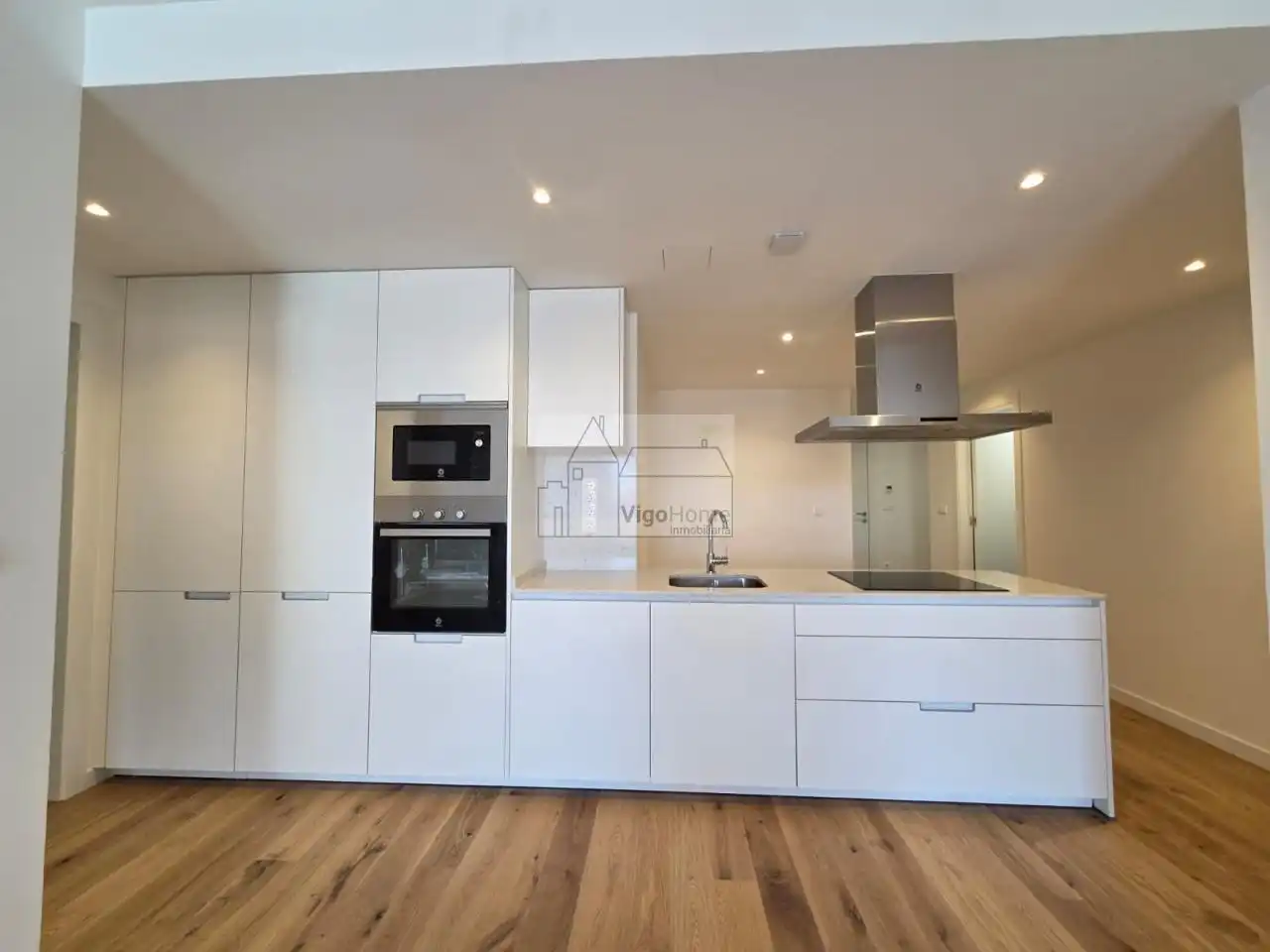 Flat for rent in ROSALIA DE CASTRO, 61, Centro - Areal