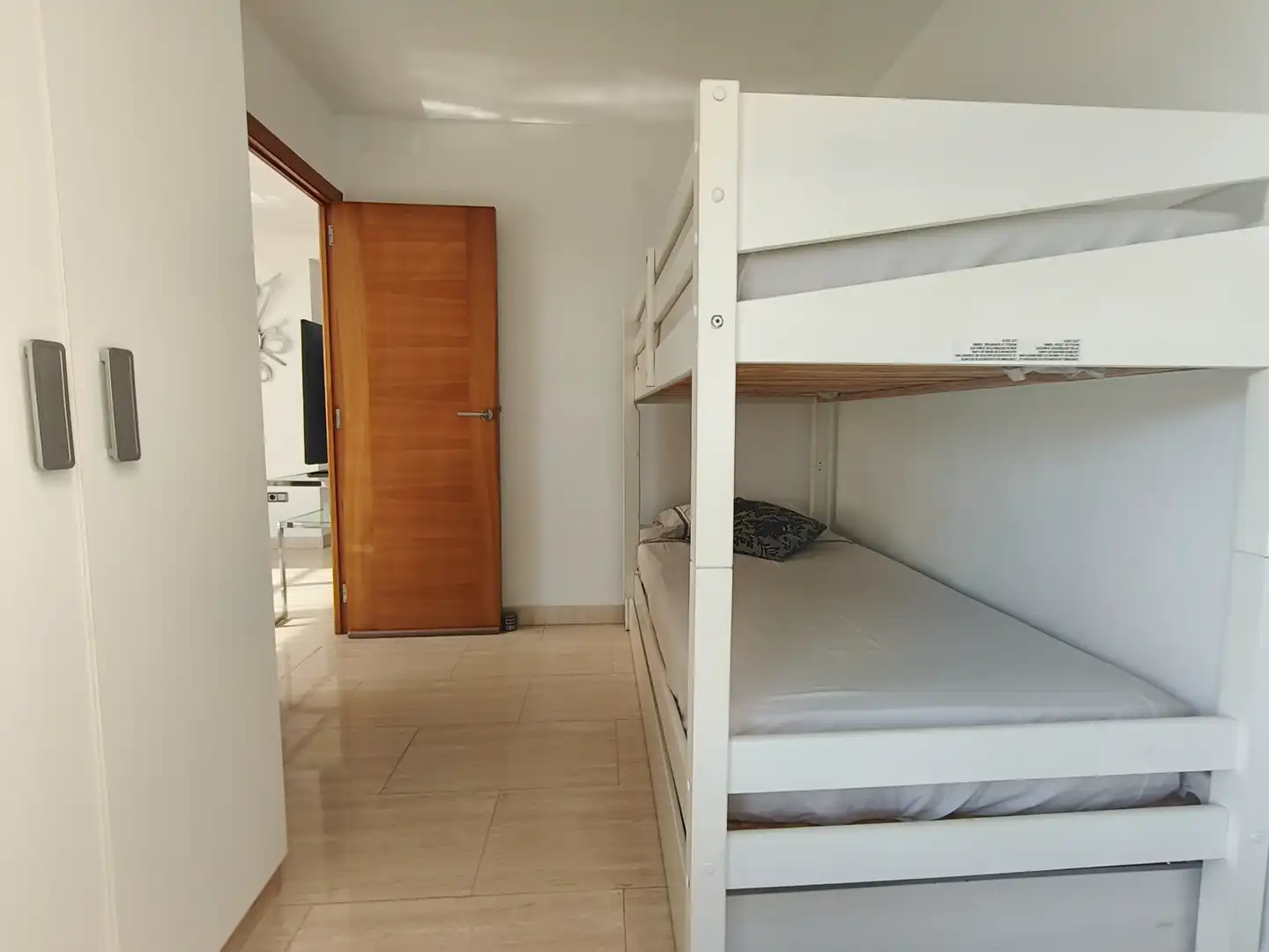 Habitación de Ático en venta en Gandia con Aire acondicionado, Terraza y Amueblado