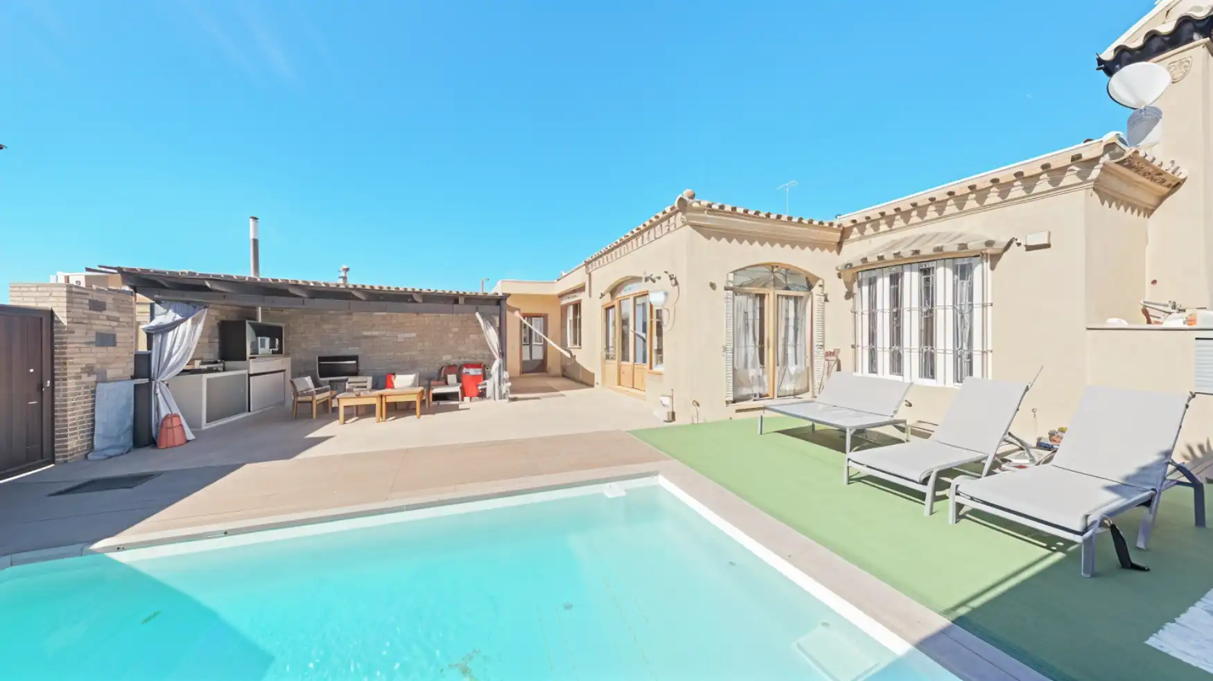 Exterior view of Houses for sale in Chiclana de la Frontera  with Air Conditioner, Heating and Terrace