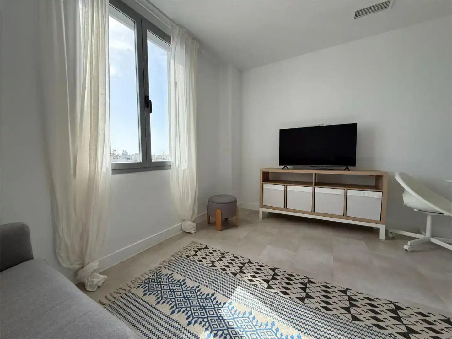 Sala de estar de Piso de alquiler en Cádiz con Aire acondicionado y Amueblado