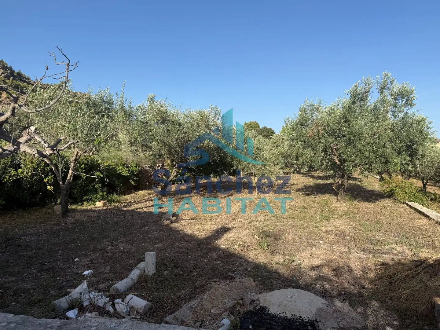 Houses for sale in Chelva  with Private garden, Terrace and Storage room