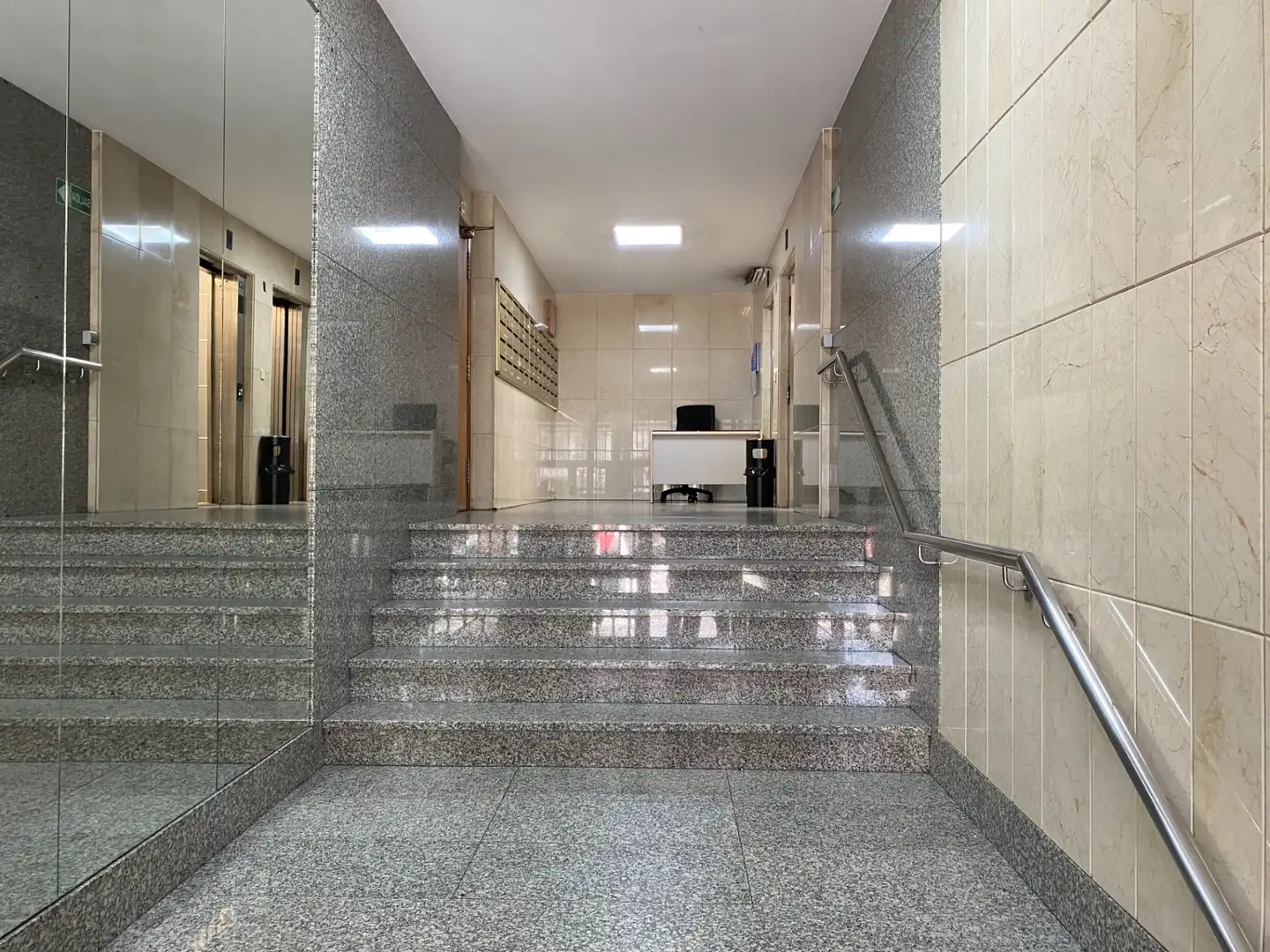 Oficina con ascensor en alquiler en Rúa da Coruña, imagen 18