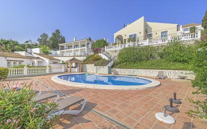 Piscina de Casa o xalet en venda en Mijas amb Aire condicionat, Jardí privat i Terrassa