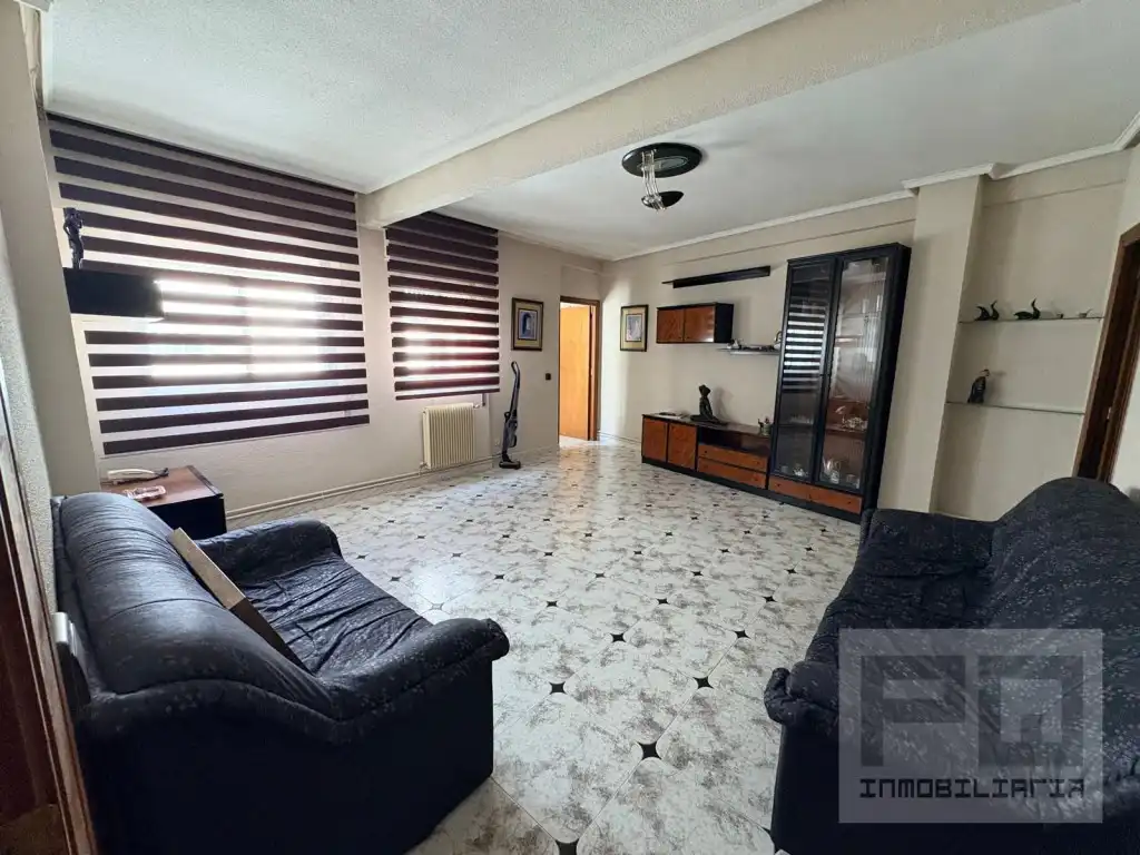 Wohnzimmer von Wohnung zur Miete in Las Navas del Marqués 