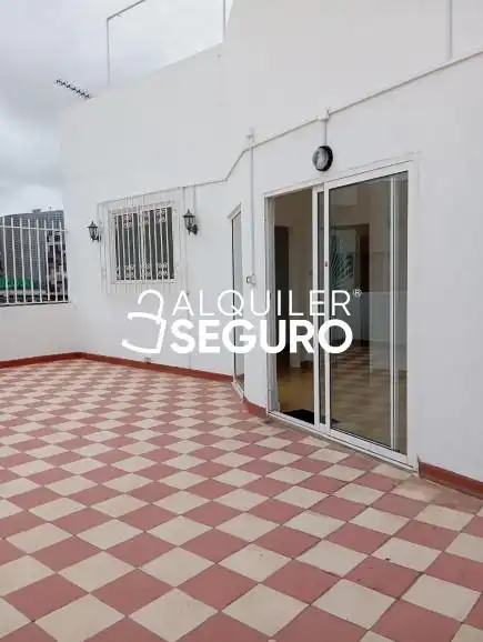Exterior view of Attic for rent in Las Palmas de Gran Canaria