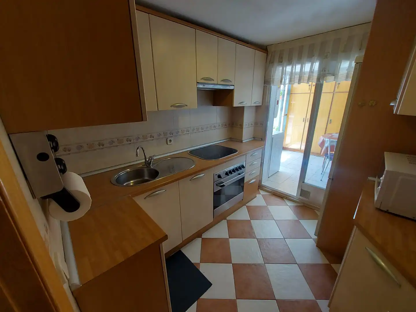 Cocina de Piso en venta en Madrid con Calefacción, Terraza y Amueblado