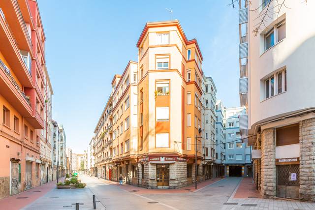 Local comercial en Venta en Vitoria-Gasteiz - ALDABE, 20 en Coronación