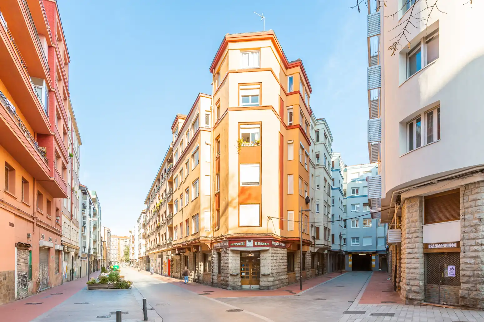 Business premises for sale in Vitoria-Gasteiz - ALDABE 20
