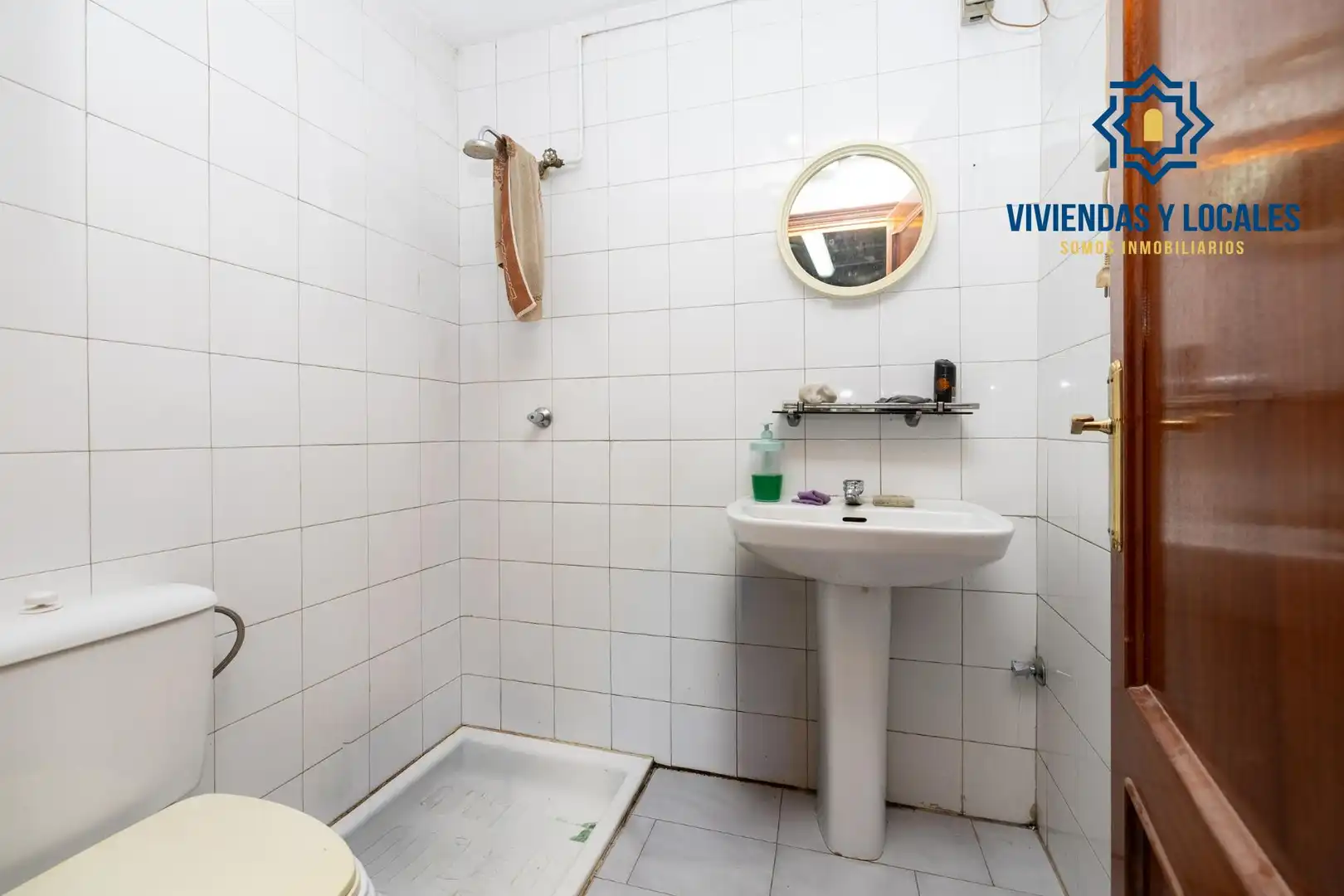 Baño de Nave industrial en venta en Ronda