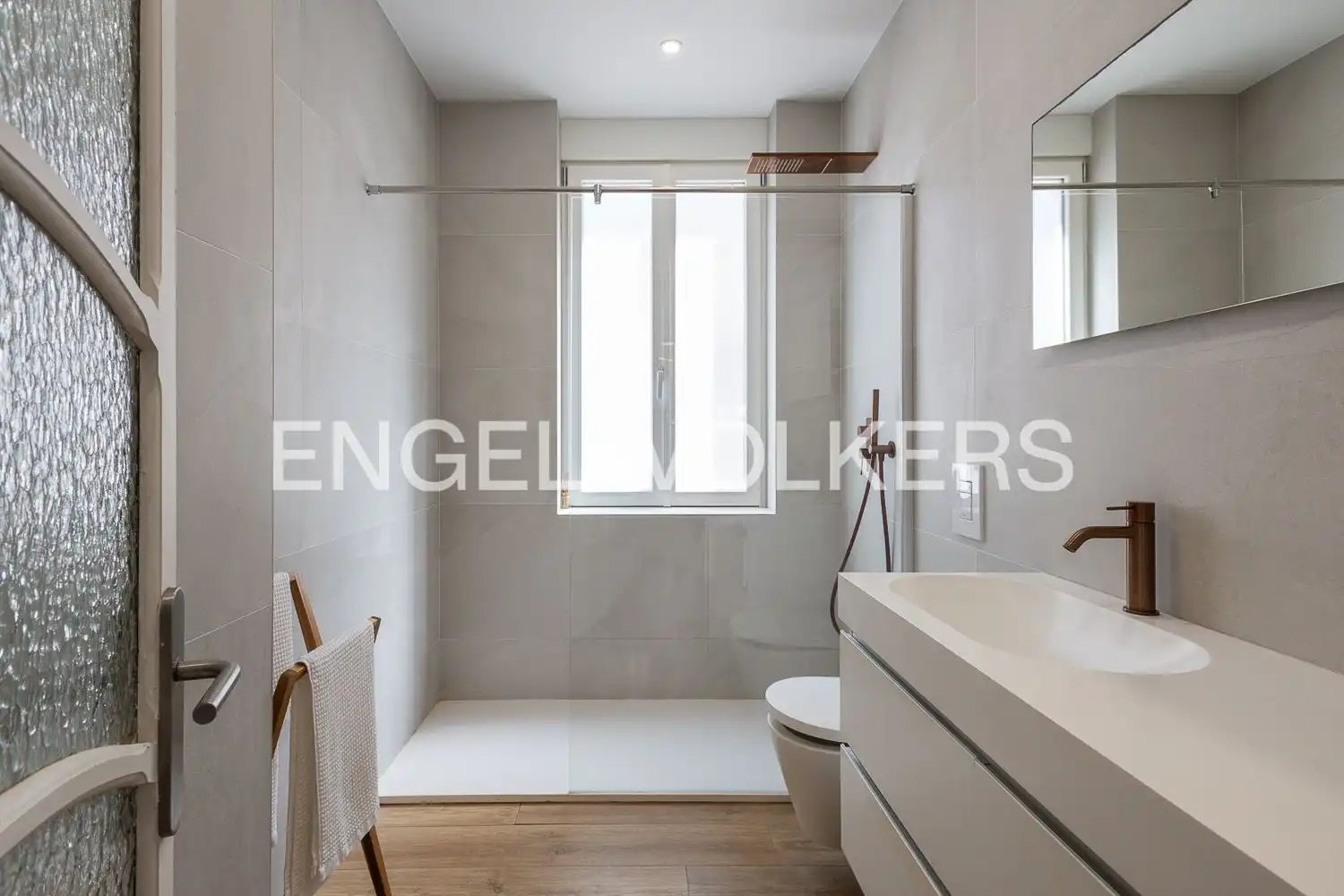 Baño de Casa o chalet de alquiler en Cullera con Calefacción, Parquet y Terraza