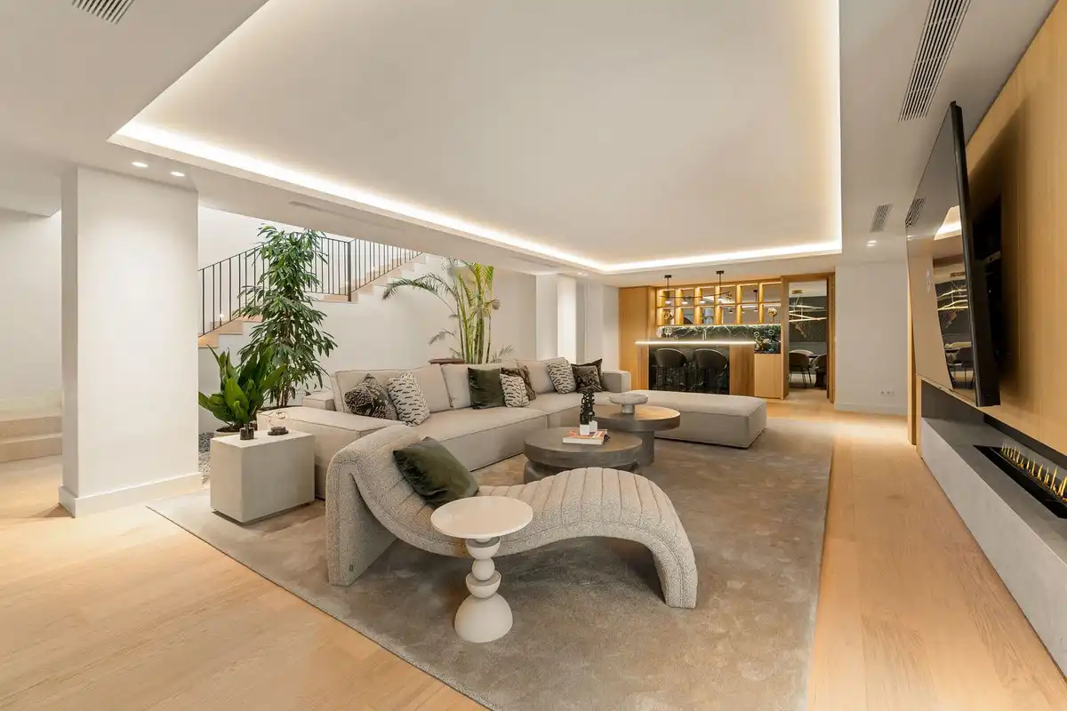 Chalet con piscina en venta en Nueva Andalucía, imagen 6