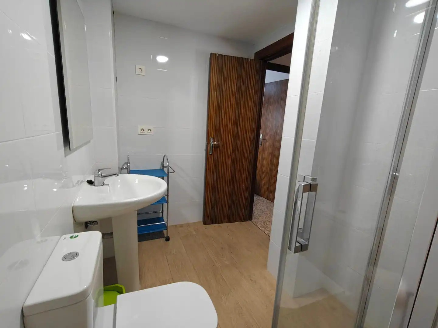 Badezimmer von Wohnung zur untervermieten in Granada mit Möbliert und Balkon