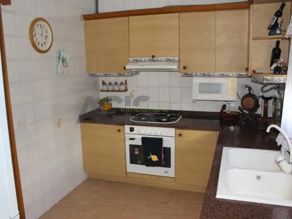 Cocina de Casa o chalet en venta en Tous con Terraza y Piscina