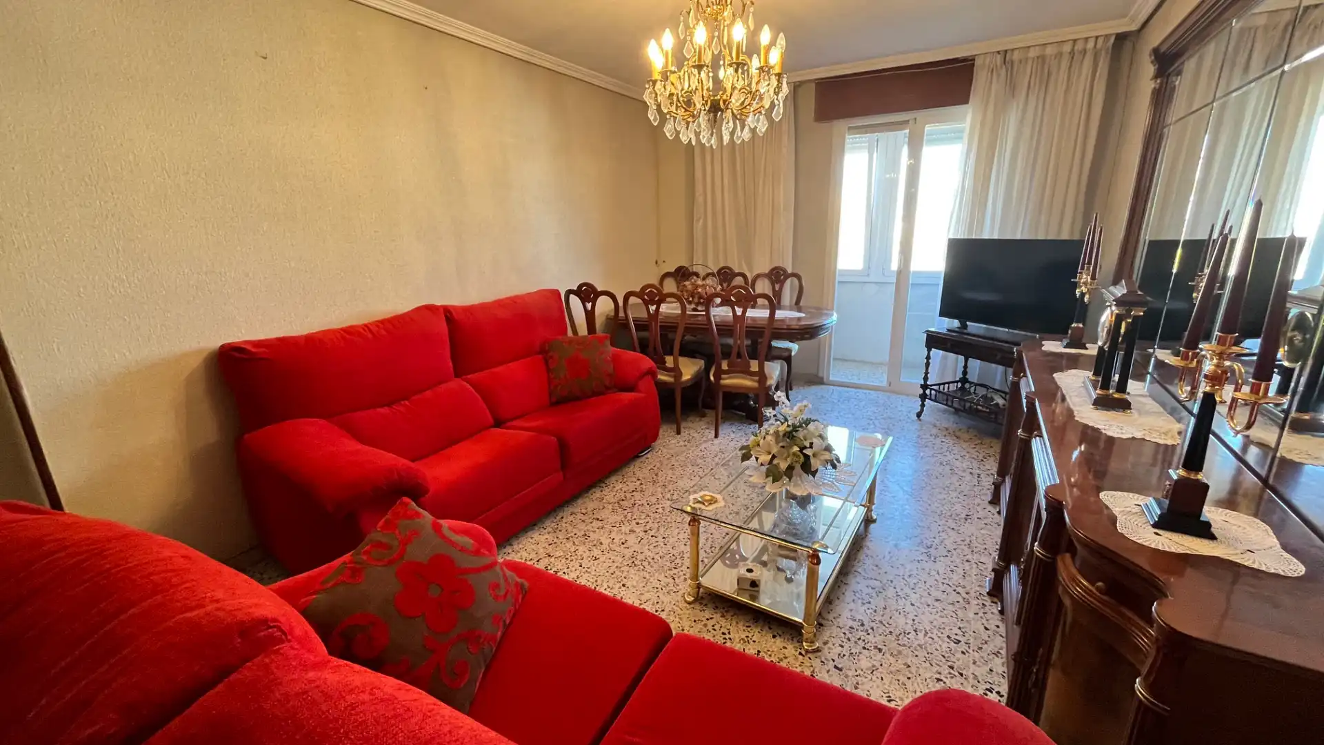 Sala d'estar de Pis en venda en Valladolid Capital amb Calefacció