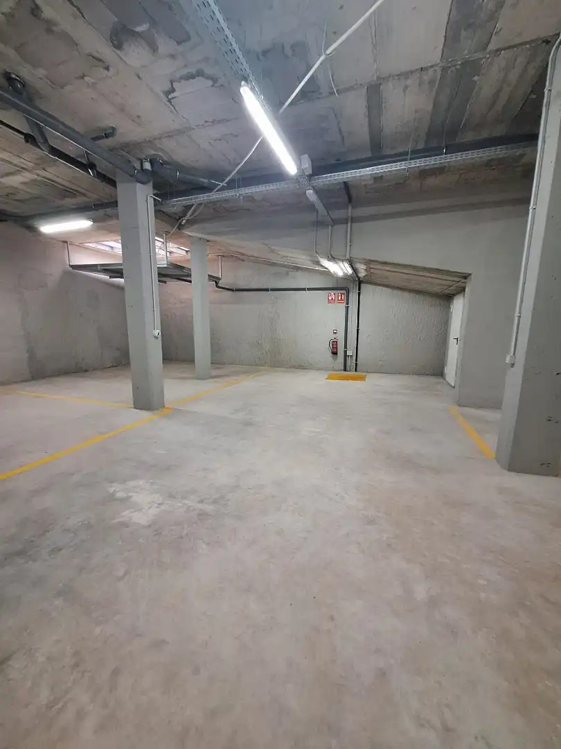 Parkplatz von Garage zur Miete in Gavà