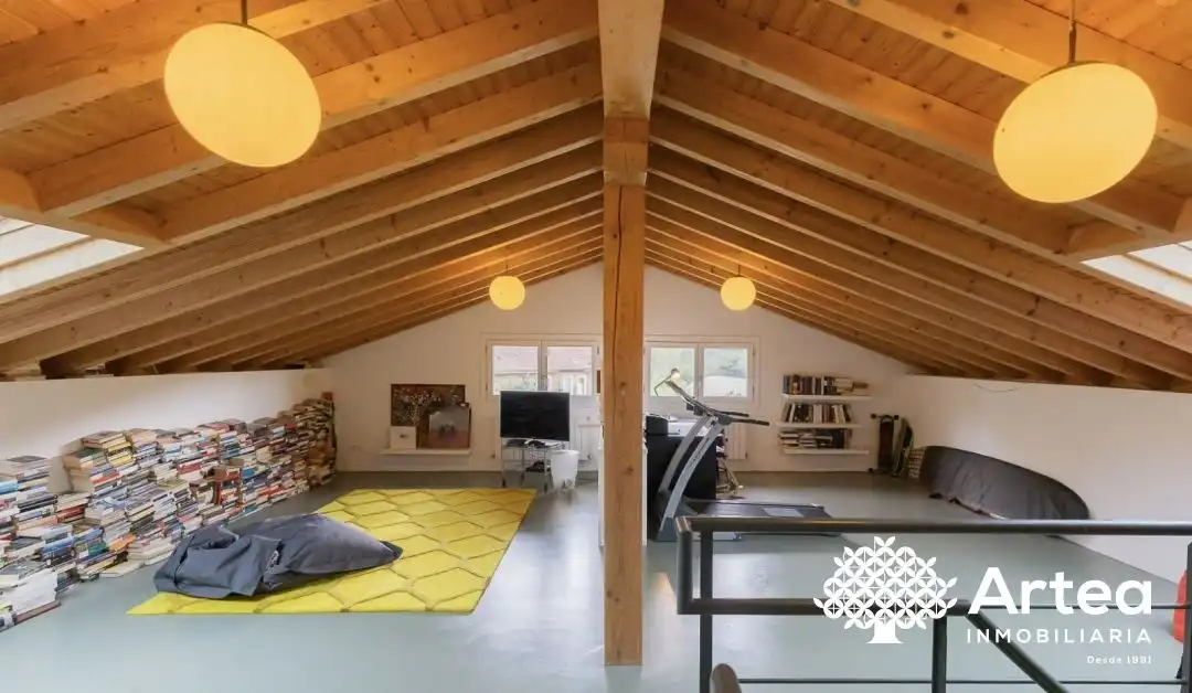Detached homes for sale in Lezama  with Heating, Private garden and Terrace