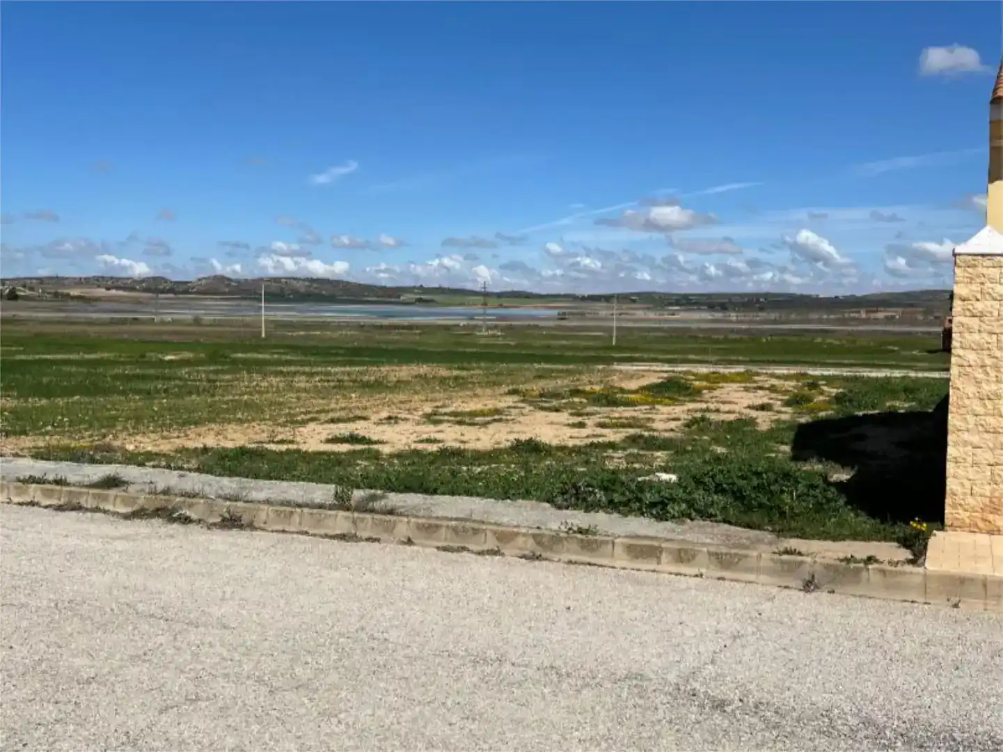 Terreno en venta en Pétrola