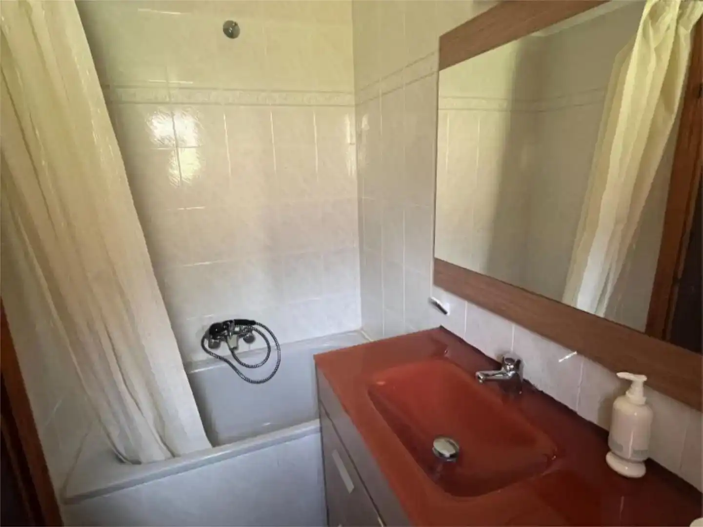 Baño de Piso en venta en Mansilla de la Sierra, La Rioja