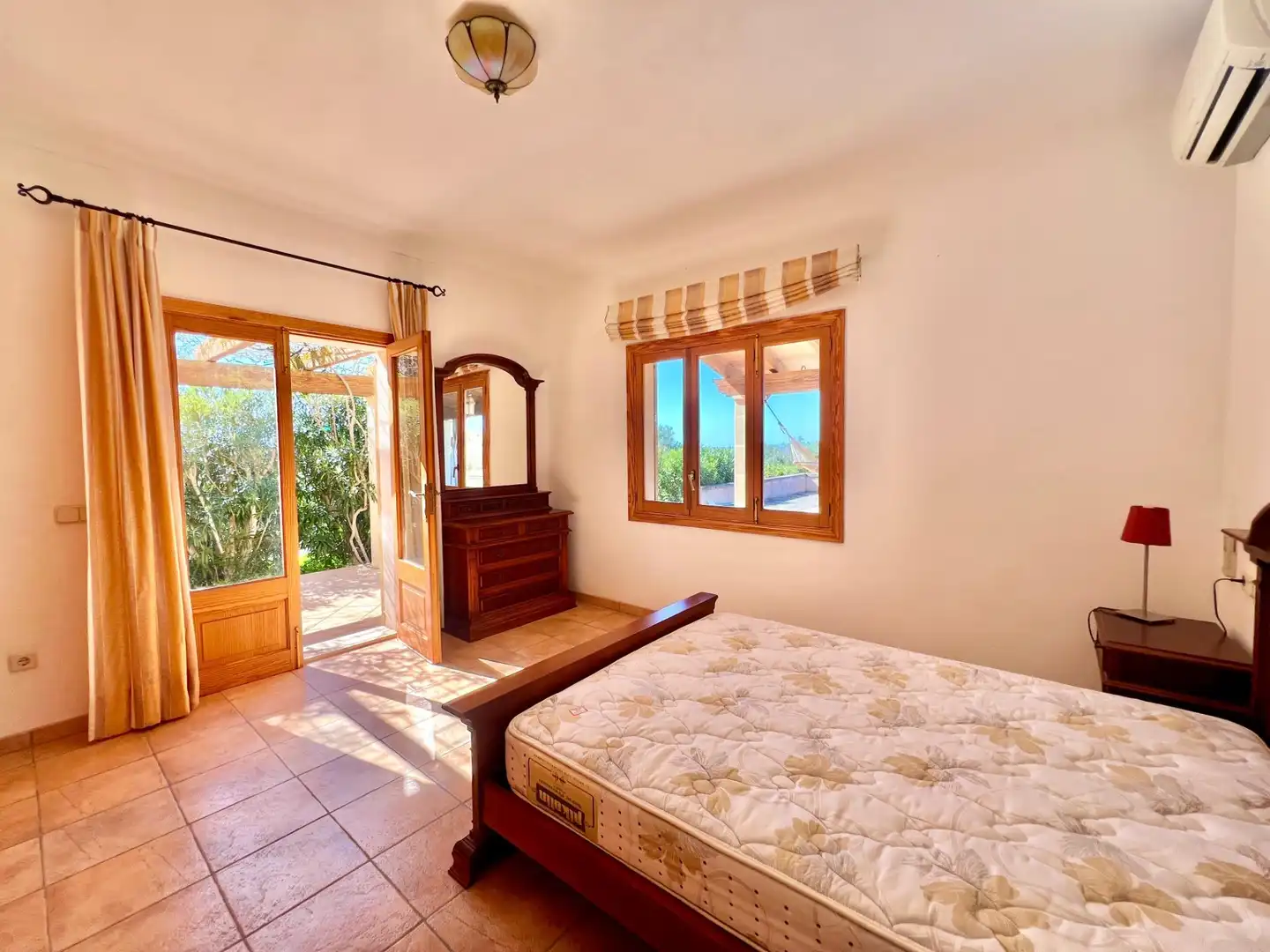Habitación de Finca rústica de alquiler en Campos con Aire acondicionado, Calefacción y Jardín privado