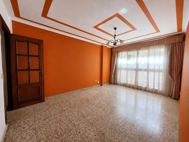 Appartamento con ascensore in vendita a Calle Aguilar y Cano 5, imagen 4