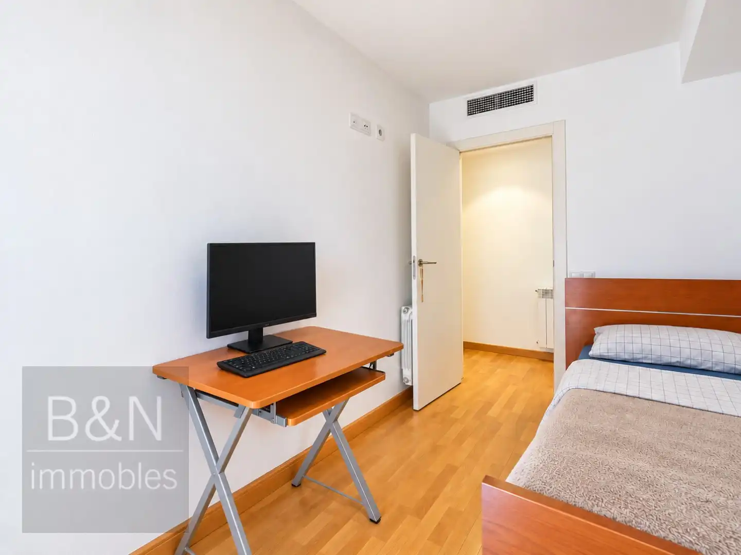 Flat with terrace for sale in Nord-oest, imagen 25
