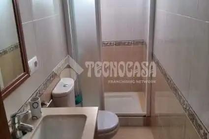Bathroom of Flat for sale in Zaragoza  with Air Conditioner and Heating