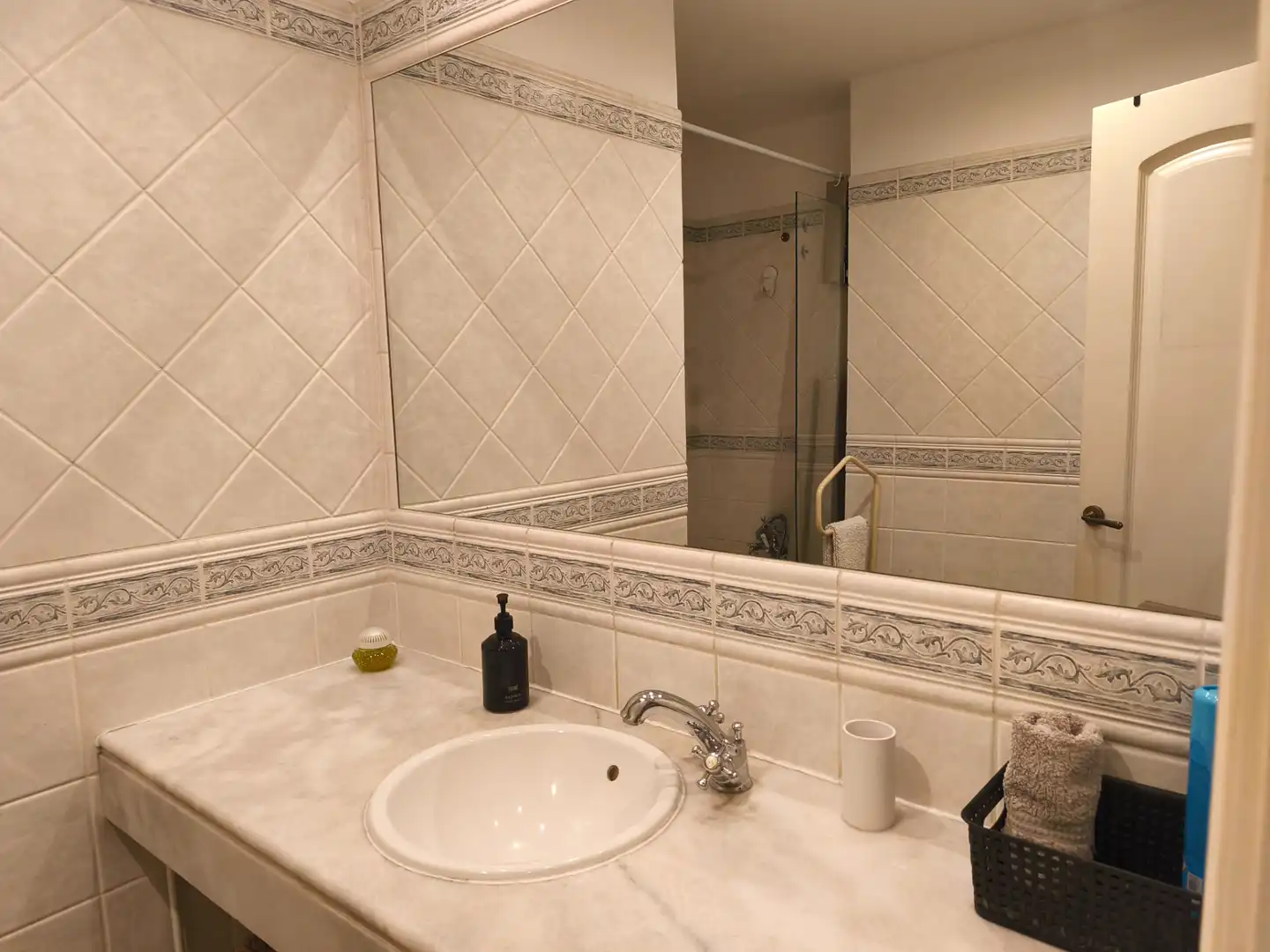 Baño de Dúplex de alquiler en Girona con Calefacción, Amueblado y Horno