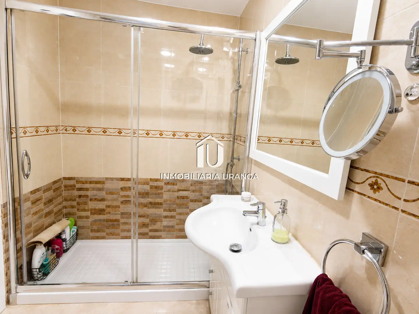 Baño de Piso en venta en Limpias con Calefacción, Terraza y Piscina comunitaria
