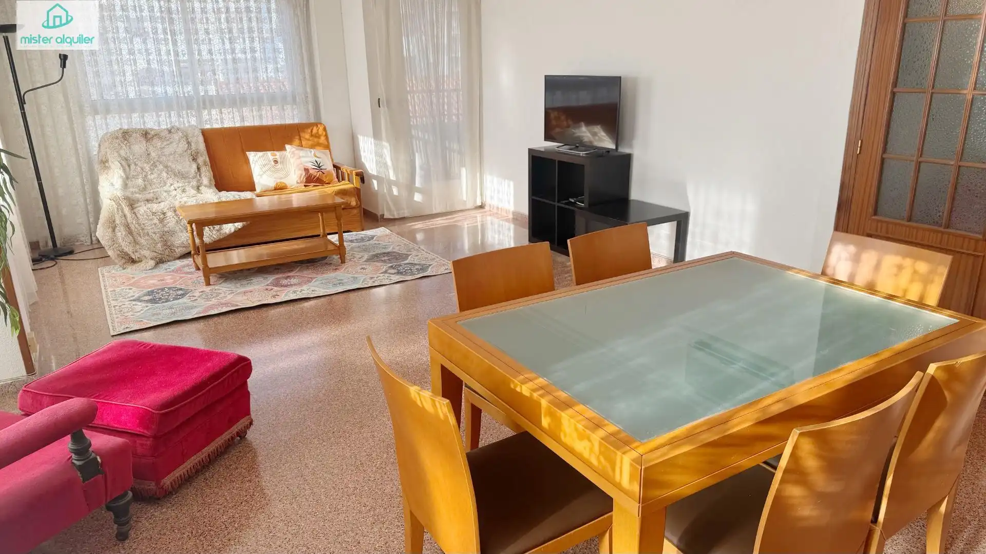 Menjador de Apartament en venda en San Vicente del Raspeig / Sant Vicent del Raspeig amb Aire condicionat, Calefacció i Terrassa